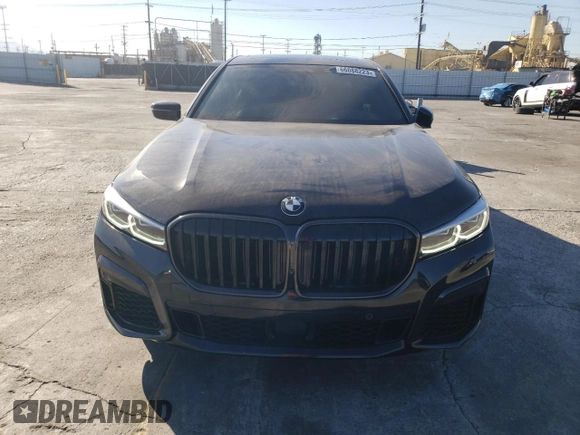 2022 BMW 7 Series 740i with VIN WBA7T2C06NCH32653, listed as a Copart auction lot 66088223 with 45,438 mi miles. Bid and sale history available at carsss.com. Image 5.