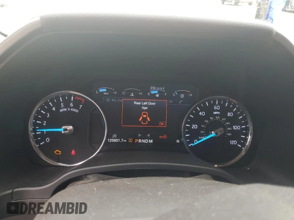 2019 Ford Expedition XLT with VIN 1FMJU1HT7KEA71047, listed as a Copart auction lot 47648145 with 125,601 mi miles and Salvage Title. Bid and sale history available at carsss.com. Image 9.