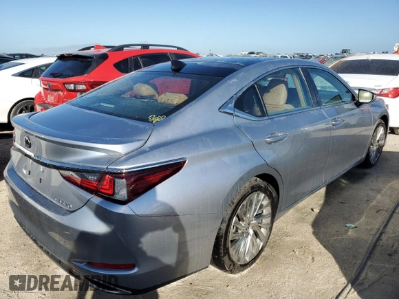 2022 Lexus ES with VIN 58AFZ1B11NU134399, listed as a Copart auction lot 75900344 with 5,230 mi miles and Non Repairable. Bid and sale history available at carsss.com. Image 3.