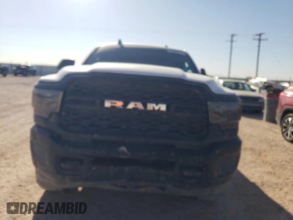 2022 Ram 2500 Tradesman with VIN 3C6UR5CJ8NG130238, listed as a Copart auction lot 47290815 with 101,841 mi miles and Salvage Title. Bid and sale history available at carsss.com. Image 5.