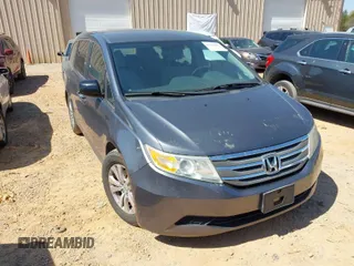 2011 Honda Odyssey EX with VIN 5FNRL5H43BB069014, listed as a IAAI auction lot 41902908 with 182,492 mi miles. Bid and sale history available at carsss.com. Image 1.