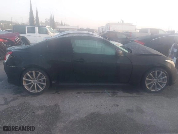 2008 Infiniti G37 Coupe Journey with VIN JNKCV64E58M102890, listed as a IAAI auction lot 41811793 with 107,907 mi miles. Bid and sale history available at carsss.com. Image 12.