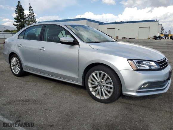 2016 Volkswagen Jetta Sedan 1.8T SEL with VIN 3VWL17AJ1GM257859, listed as a Copart auction lot 51848295 with 131,905 mi miles and Clean Title. Bid and sale history available at carsss.com. Image 4.