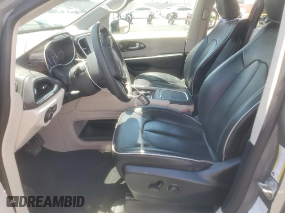 2023 Chrysler Pacifica Limited with VIN 2C4RC1GG8PR529266, listed as a Copart auction lot 60460235 with 56,506 mi miles and Clean title. Bid and sale history available at DreamBid. Image 7.