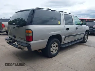 2004 Chevrolet Suburban LT z VIN 1GNEC16Z94J235657, wystawiony jako IAAI lot #42361930 z przebiegiem 210 662 mil mil oraz . Historia ofert i sprzedaży dostępna na DreamBid. Obrazek 4.