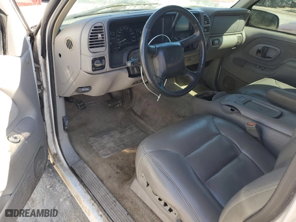 1999 Chevrolet Tahoe with VIN 3GNEK18R4XG171744, listed as a Copart auction lot 50160915 with 209,175 mi miles and Salvage Title. Bid and sale history available at carsss.com. Image 8.