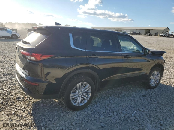 2024 Mitsubishi Outlander ES with VIN JA4J4UA85RZ079088, listed as a Copart auction lot 80286794 with 6,098 mi miles and Salvage Title. Bid and sale history available at carsss.com. Image 3.