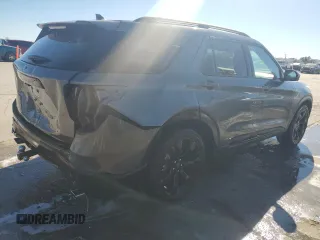 2023 Ford Explorer ST-Line with VIN 1FMSK7KH9PGC02685, listed as a Copart auction lot 81493004 with 28,519 mi miles and Salvage Title. Bid and sale history available at carsss.com. Image 3.