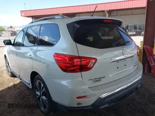 2018 Nissan Pathfinder SL with VIN 5N1DR2MM4JC617154, listed as a IAAI auction lot 41949176 with 47,955 mi miles. Bid and sale history available at carsss.com. Image 3.