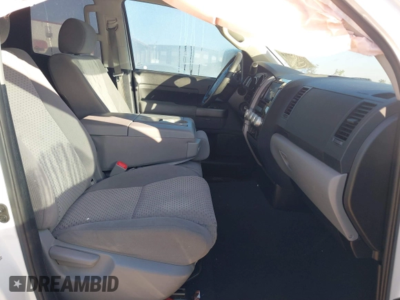2013 Toyota Tundra с VIN 5TFRM5F1XDX054525, выставлен на аукционе IAAI как лот 41843019 с пробегом 157 047 миль миль и . История ставок и продаж доступна на DreamBid. Изображение 5.