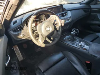 2014 BMW Z4 sDrive28i with VIN WBALL5C59EE717433, listed as a Copart auction lot 89358295 with 133,704 mi miles and Salvage Title. Bid and sale history available at carsss.com. Image 8.