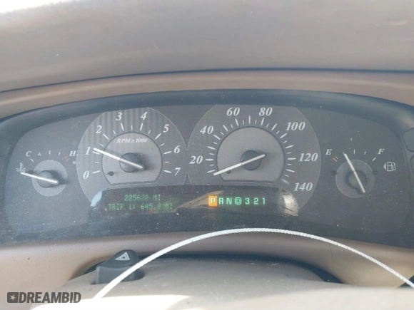 2004 Buick Park Avenue with VIN 1G4CW54KX44124551, listed as a IAAI auction lot 41682407 with 225638 miles. Bid and sale history available at carsss.com. Image 7.