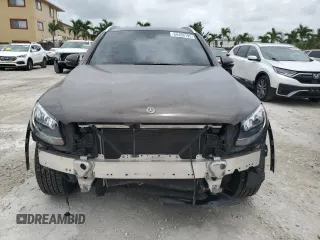 2018 Mercedes-Benz GLC 300 z VIN WDC0G4JBXJV060367, wystawiony jako Copart lot #64469195 z przebiegiem 105 569 mil mil oraz Szkoda całkowita • Salvage title. Historia ofert i sprzedaży dostępna na DreamBid. Obrazek 5.