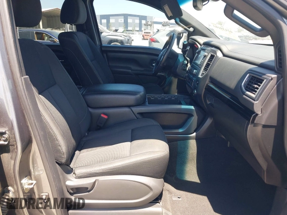 2018 Nissan Titan SV with VIN 1N6AA1E6XJN525640, listed as a IAAI auction lot 42139103 with 88,338 mi miles and . Bid and sale history available at DreamBid. Image 5.