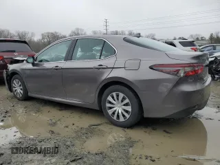2022 Toyota Camry Hybrid LE with VIN 4T1C31AK1NU041632, listed as a Copart auction lot 84563844 with 36,255 mi miles and Salvage Title. Bid and sale history available at carsss.com. Image 2.
