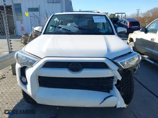 2019 Toyota 4Runner SR5 with VIN JTEBU5JR2K5641997, listed as a IAAI auction lot 41282350 with 102,476 mi miles. Bid and sale history available at carsss.com. Image 12.