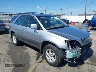 2002 Lexus RX 300 with VIN JTJGF10U720140178, listed as a IAAI auction lot 41686562 with 166,211 mi miles. Bid and sale history available at carsss.com. Image 1.