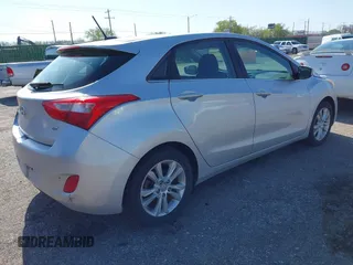 2014 Hyundai Elantra с VIN KMHD35LH8EU220585, выставлен на аукционе IAAI как лот 41960767 с пробегом 109 714 миль миль и . История ставок и продаж доступна на DreamBid. Изображение 4.
