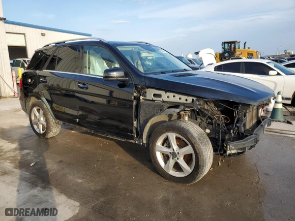 2018 Mercedes-Benz GLE with VIN 4JGDA5JB5JB122785, listed as a Copart auction lot 42555155 with 82,439 mi miles and Salvage Title. Bid and sale history available at carsss.com. Image 4.
