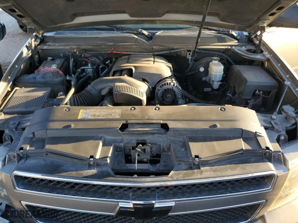 2009 Chevrolet Suburban LS with VIN 1GNFC16089R225359, listed as a Copart auction lot 76146434 with 205,749 mi miles and Salvage Title. Bid and sale history available at carsss.com. Image 12.