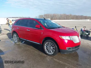2011 Lincoln MKX with VIN 2LMDJ8JK8BBJ03875, listed as a IAAI auction lot 41881688 with 214,088 mi miles. Bid and sale history available at carsss.com. Image 1.