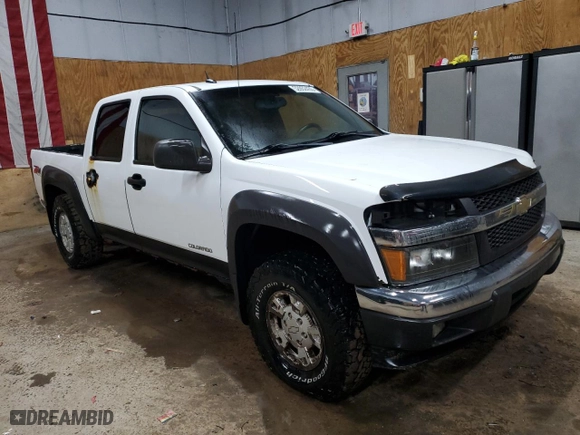 2005 Chevrolet Colorado 1SF LS Z71 with VIN 1GCDT136958234788, listed as a Copart auction lot 52852435 with 241,018 mi miles and Clean Title. Bid and sale history available at carsss.com. Image 4.