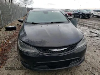 2016 Chrysler 200 S with VIN 1C3CCCBB8GN161749, listed as a Copart auction lot 49897745 with 187,612 mi miles and Non Repairable. Bid and sale history available at carsss.com. Image 5.