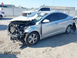 2015 Hyundai Elantra SE z VIN 5NPDH4AE8FH590181, wystawiony jako IAAI lot #42107147 z przebiegiem 107 083 mil mil oraz . Historia ofert i sprzedaży dostępna na DreamBid. Obrazek 18.