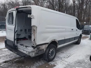 2016 Ford Transit Cargo z VIN 1FTYR2ZM7GKA78803, wystawiony jako IAAI lot #41364048 z przebiegiem 118 833 mil mil oraz . Historia ofert i sprzedaży dostępna na DreamBid. Obrazek 4.