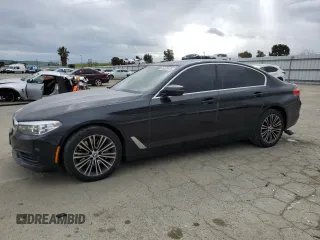 2019 BMW 5 Series 530i with VIN WBAJA5C50KBX86778, listed as a Copart auction lot 48829915 with 97,685 mi miles and Salvage Title. Bid and sale history available at carsss.com. Image 1.