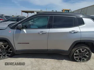 2021 Jeep Compass Trailhawk with VIN 3C4NJDDB9MT527131, listed as a IAAI auction lot 41789250 with 54,180 mi miles and . Bid and sale history available at carsss.com. Image 14.