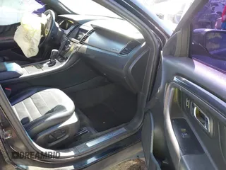 2016 Ford Taurus SHO z VIN 1FAHP2KTXGG153963, wystawiony jako IAAI lot #41825220 z przebiegiem Nie podano mil oraz . Historia ofert i sprzedaży dostępna na DreamBid. Obrazek 5.