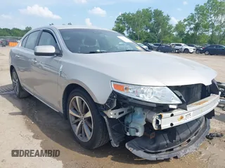 2009 Lincoln MKS with VIN 1LNHM93R09G610843, listed as a IAAI auction lot 42566628 with 99,780 mi miles and . Bid and sale history available at DreamBid. Image 1.