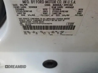 2000 Ford F-250 XL z VIN 1FTNW21F0YEA44694, wystawiony jako Copart lot #80675584 z przebiegiem 219 270 mil mil oraz Szkoda całkowita • Salvage title. Historia ofert i sprzedaży dostępna na DreamBid. Obrazek 12.