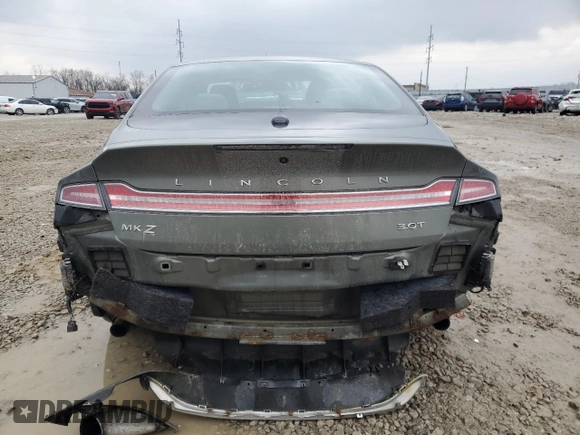2017 Lincoln MKZ Reserve z VIN 3LN6L5ECXHR623568, wystawiony jako Copart lot #45160675 z przebiegiem 186 032 mil mil oraz Szkoda całkowita • Salvage title. Historia ofert i sprzedaży dostępna na DreamBid. Obrazek 6.