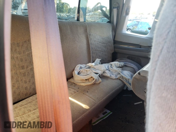 2000 Ford F-250 XL with VIN 1FTNX21L6YEE29549, listed as a Copart auction lot 74982324 with 133,883 mi miles and Salvage title. Bid and sale history available at DreamBid. Image 10.