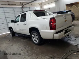 2012 Chevrolet Avalanche LTZ with VIN 3GNTKGE79CG280627, listed as a Copart auction lot 72275044 with 119,782 mi miles and Salvage Title. Bid and sale history available at carsss.com. Image 2.