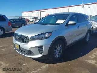 2019 Kia Sorento LX V6 with VIN 5XYPG4A52KG564094, listed as a IAAI auction lot 41474746 with NaN miles. Bid and sale history available at carsss.com. Image 17.