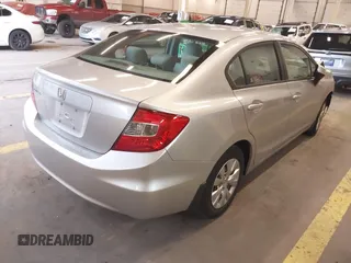 2012 Honda Civic LX с VIN 2HGFB2F54CH310009, выставлен на аукционе IAAI как лот 41527505 с пробегом 87 991 миль миль и . История ставок и продаж доступна на DreamBid. Изображение 4.