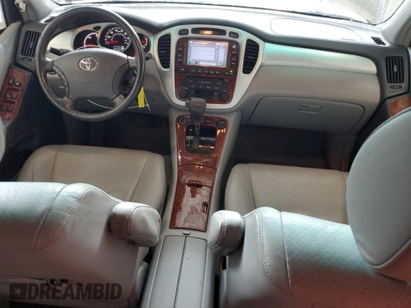 2006 Toyota Highlander with VIN JTEEW21A260033691, listed as a Copart auction lot 61185215 with 273,991 mi miles and Salvage title. Bid and sale history available at DreamBid. Image 8.