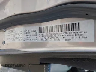 2017 Jeep Cherokee Sport с VIN 1C4PJMAB2HW587863, выставлен на аукционе IAAI как лот 42463642 с пробегом 107 108 миль миль и . История ставок и продаж доступна на DreamBid. Изображение 9.