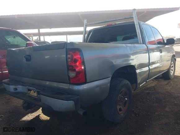 2007 Chevrolet Silverado 1500 Classic Work Truck with VIN 1GCEC19X37Z105821, listed as a IAAI auction lot 41563581 with 219,250 mi miles. Bid and sale history available at carsss.com. Image 4.