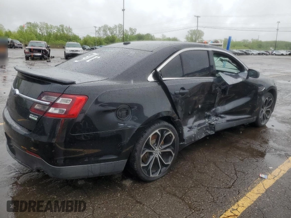 2013 Ford Taurus SHO z VIN 1FAHP2KT9DG155683, wystawiony jako Copart lot #55686075 z przebiegiem 180 283 mil mil oraz Czysty tytuł • Clean title. Historia ofert i sprzedaży dostępna na DreamBid. Obrazek 3.