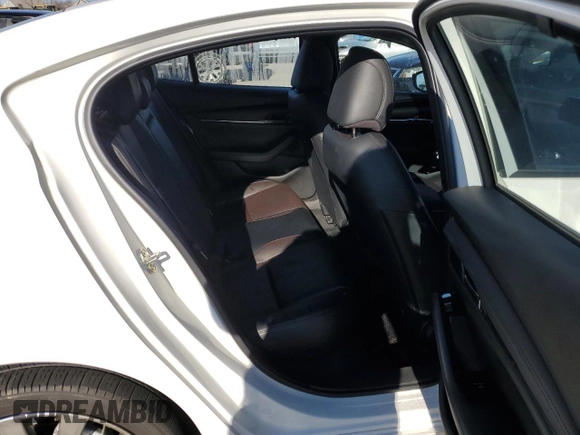 2021 Mazda 3 with VIN JM1BPBDL1M1339693, listed as a Copart auction lot 82402463 with 13,024 mi miles and . Bid and sale history available at DreamBid. Image 10.
