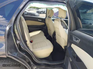 2015 Ford Edge SE with VIN 2FMTK3G99FBC33374, listed as a IAAI auction lot 40020092 with 185,607 mi miles. Bid and sale history available at carsss.com. Image 8.