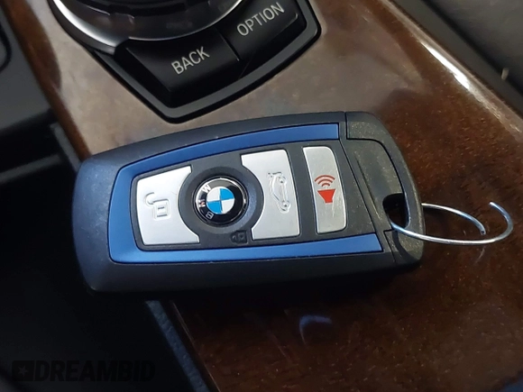 2015 BMW 3 Series 335i z VIN WBA3A9G58FNN73480, wystawiony jako IAAI lot #42116761 z przebiegiem 50 879 mil mil oraz . Historia ofert i sprzedaży dostępna na DreamBid. Obrazek 11.