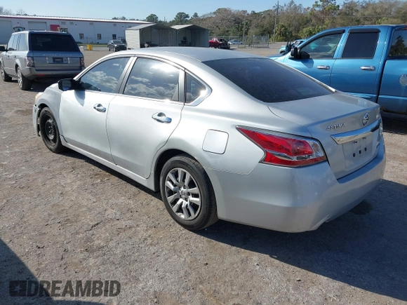 2014 Nissan Altima S with VIN 1N4AL3AP2EN382928, listed as a IAAI auction lot 41574187 with 175,053 mi miles and . Bid and sale history available at DreamBid. Image 3.