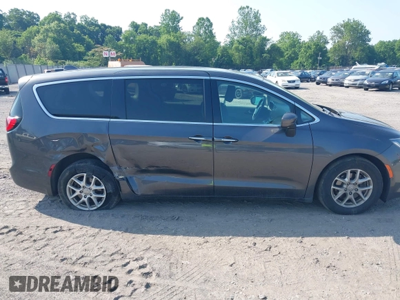 2020 Chrysler Pacifica Touring with VIN 2C4RC1FG6LR120775, listed as a IAAI auction lot 42562876 with 119,853 mi miles and . Bid and sale history available at DreamBid. Image 12.