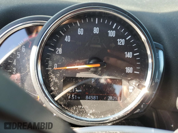 2019 MINI Countryman Cooper with VIN WMZYV5C57K3F57419, listed as a Copart auction lot 38755424 with 84,581 mi miles and Salvage Title. Bid and sale history available at carsss.com. Image 9.