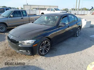 2015 BMW 3 Series 328i z VIN WBA3A5G56FNS86289, wystawiony jako IAAI lot #42150471 z przebiegiem 114 625 mil mil oraz . Historia ofert i sprzedaży dostępna na DreamBid. Obrazek 2.